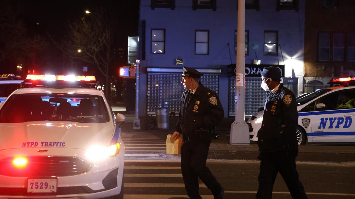 Dos agentes de la policía de Nueva York.