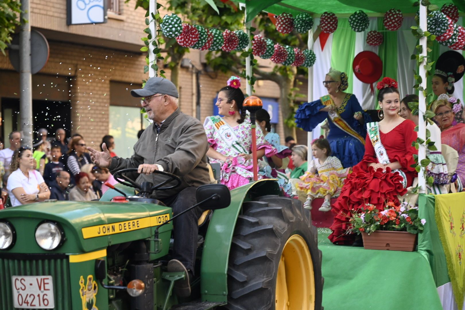 La cabalgata de Sant Pasqual en Vila-real, en imágenes