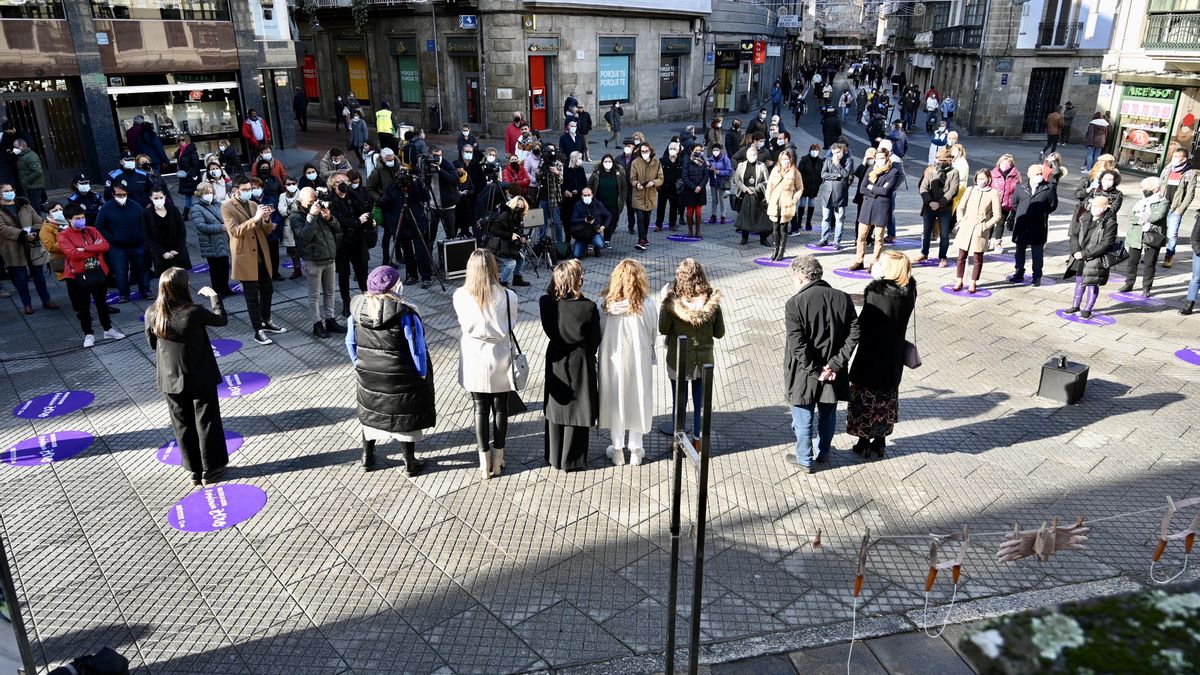25N: Galicia salió a la calle vestida de morado