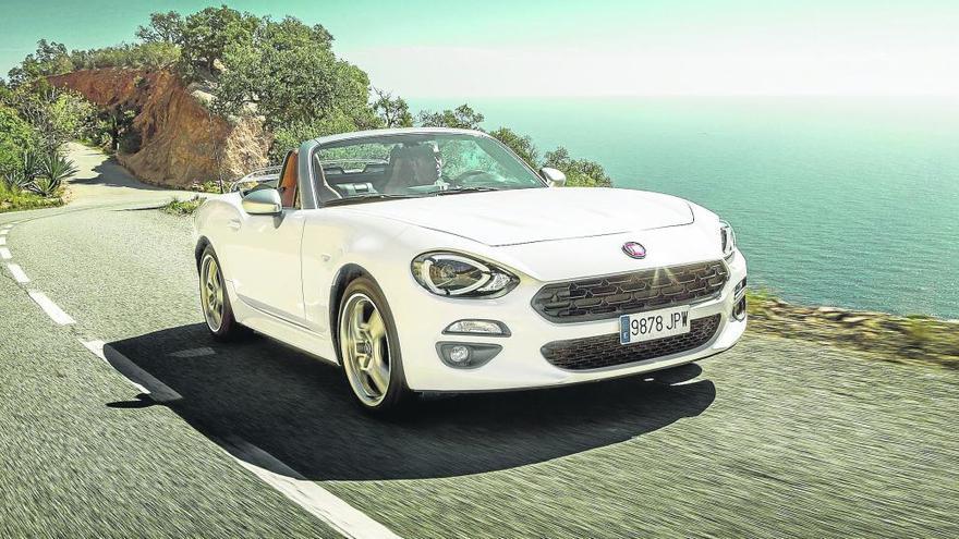 Fiat124 Spider Lusso: Dinámica con mucho estilo