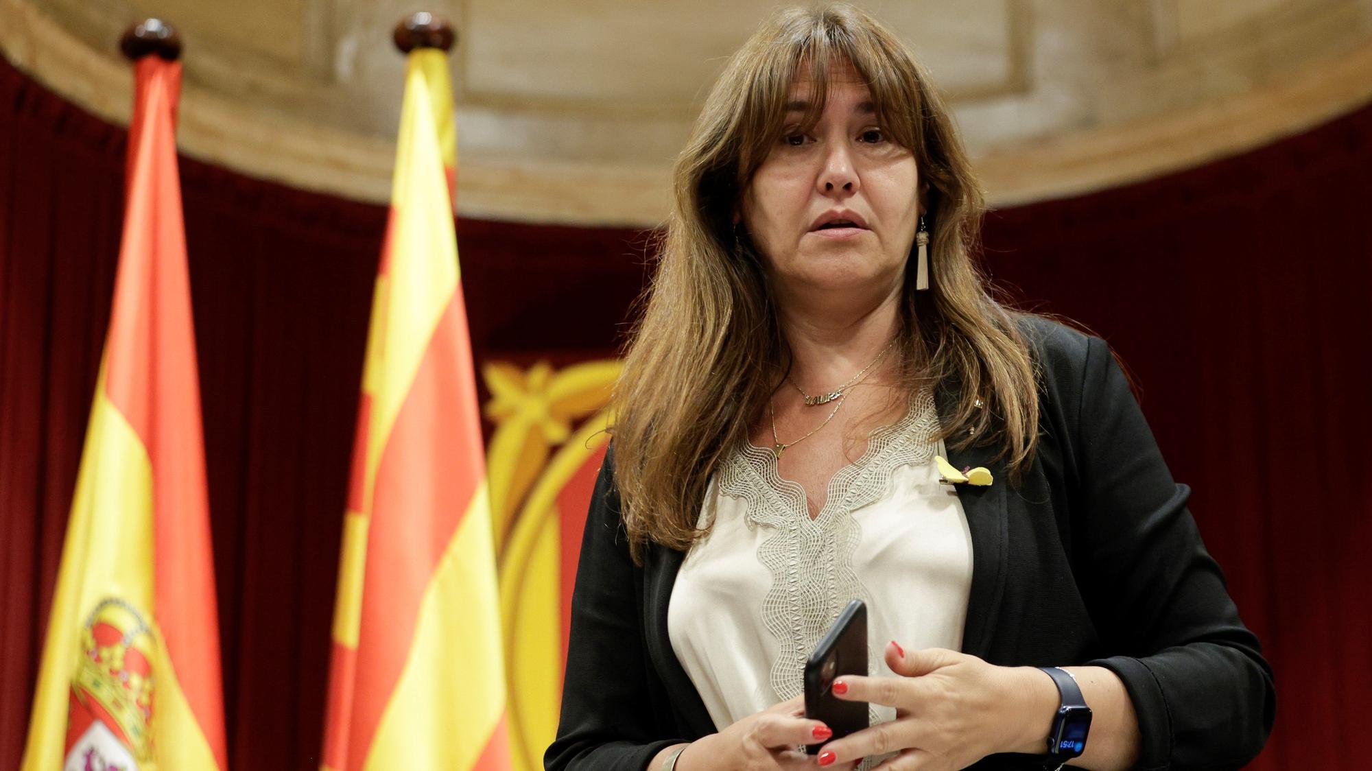 BARCELONA 30/06/2022.- La presidenta del Parlament, Laura Borràs presidió hoy la tercera y última jornada de la sesión plenaria de esta semana en el Parlament, con la interpelación de JxCat sobre el informe de seguimiento del Consejo de Europa. EFE/ Quique Garcia