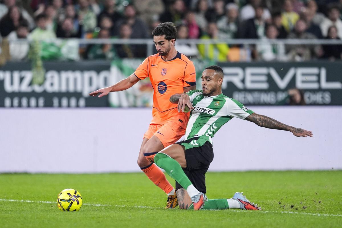 Ferran Torres of FC Barcelona and Natan de Souza of Real Betis in action during the Spanish league, LaLiga EA Sports, football match played between Real Betis and FC Barcelona at La Cartuja stadium on December 6, 2025, in Sevilla, Spain. AFP7 06/12/2025 ONLY FOR USE IN SPAIN. Joaquin Corchero / AFP7 / Europa Press;2025;SPORT;ZSPORT;SOCCER;ZSOCCER;Real Betis v FC Barcelona - LaLiga EA Sports;