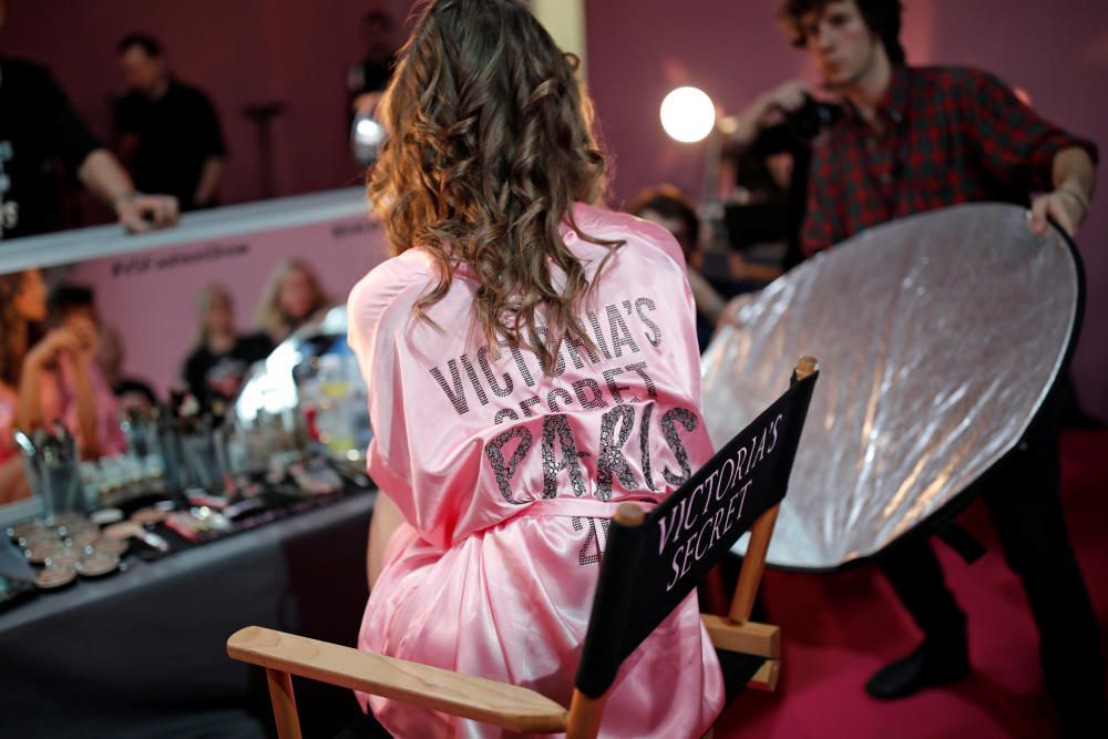 El backstage del desfile de Victoria''s Secret