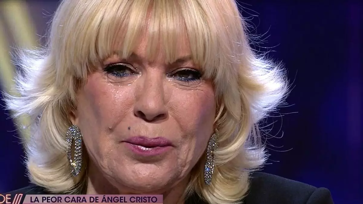 Bárbara Rey, destrozada y llorando en 'De viernes' por el nuevo escándalo protagonizado por su hijo Ángel Cristo