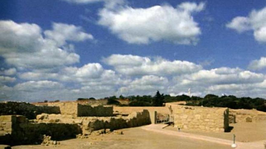 Vista actual de la Puerta Oriental de Lucentum.