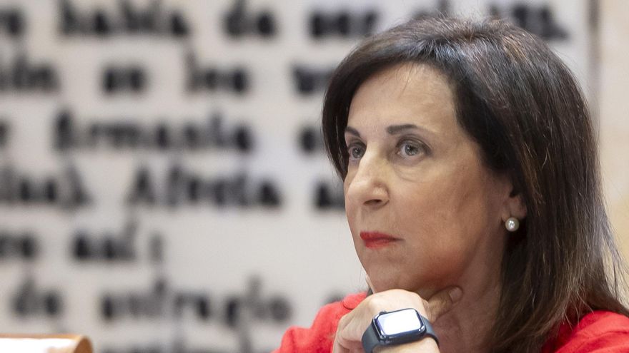 Robles culpa a Feijóo de que autonomías de PP pidieran medios &quot;increíbles&quot; contra el fuego