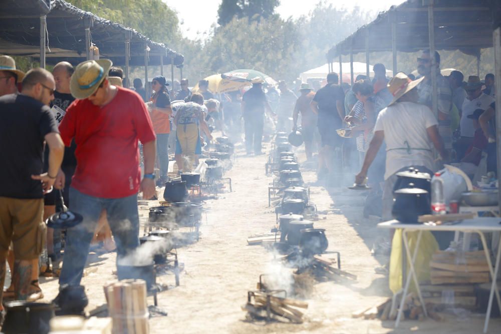 Concurso de 'all i pebre' en Catarroja