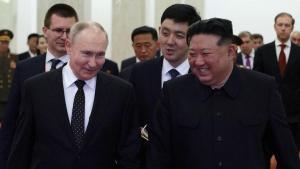 Vladímir Putin i Kim Jong-un, ahir a Pyongyang. | GAVRIIL GRIGOROV / EFE 