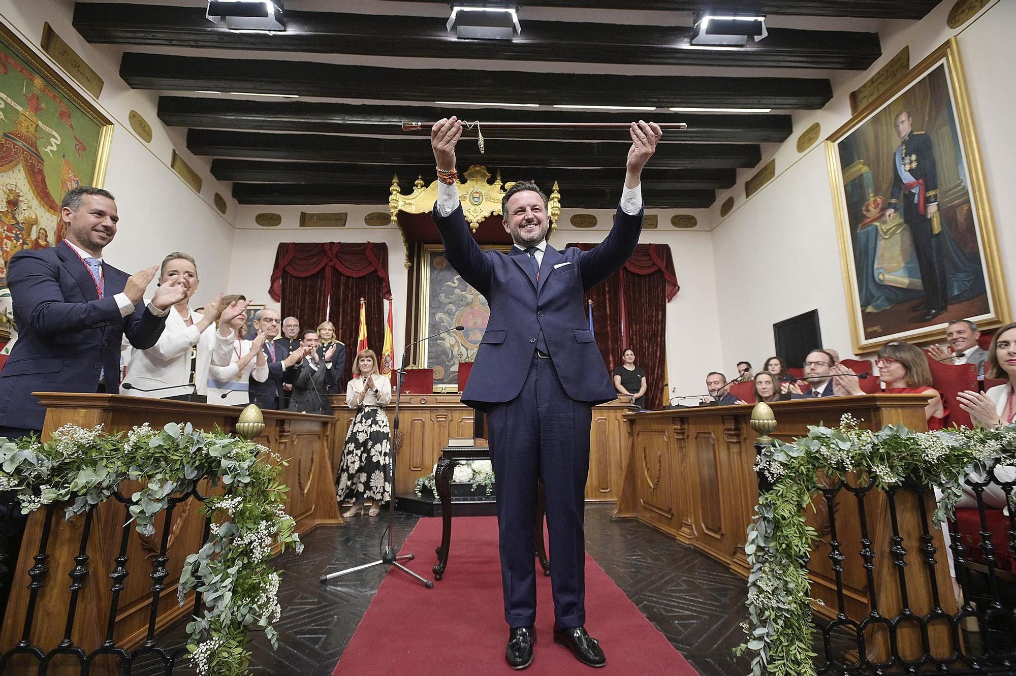 Constitución de la nueva Corporación municipal en el Ayuntamiento de Elche  - Información