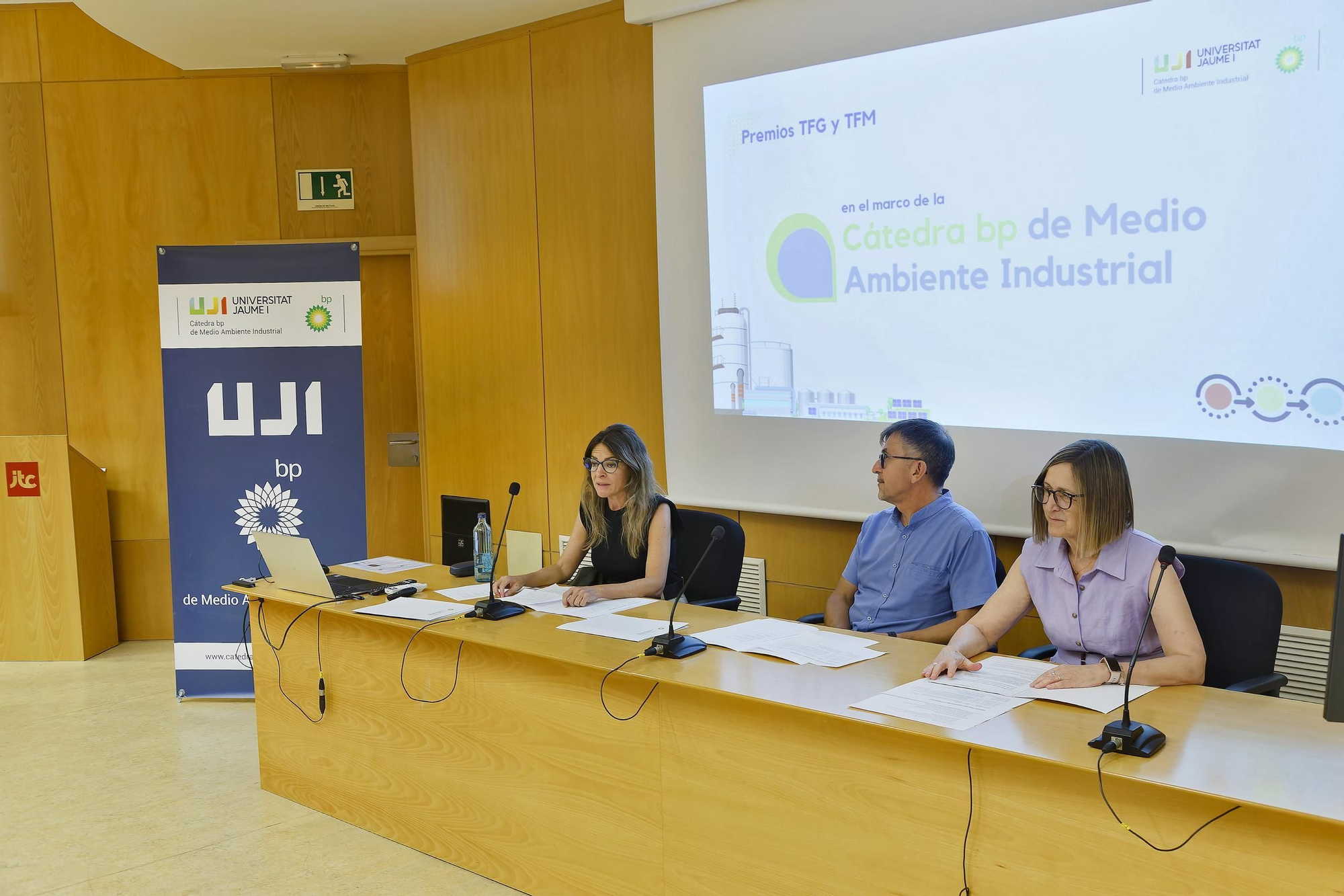 Premios Cátedra bp a Trabajos Final de Grado y Máster.