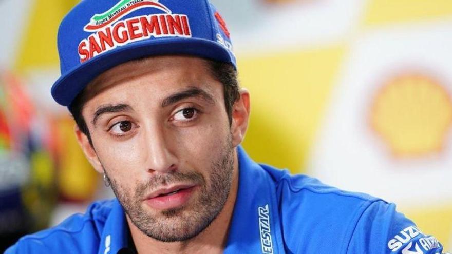 El condón de Iannone, el millón de Lorenzo y el equipo de Viñales