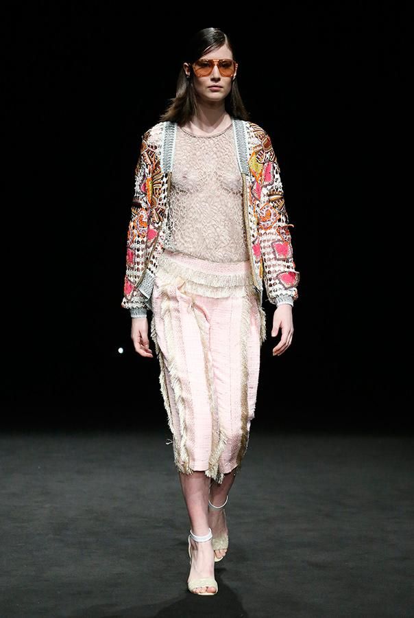 080 Barcelona: Custo, culottes rosas