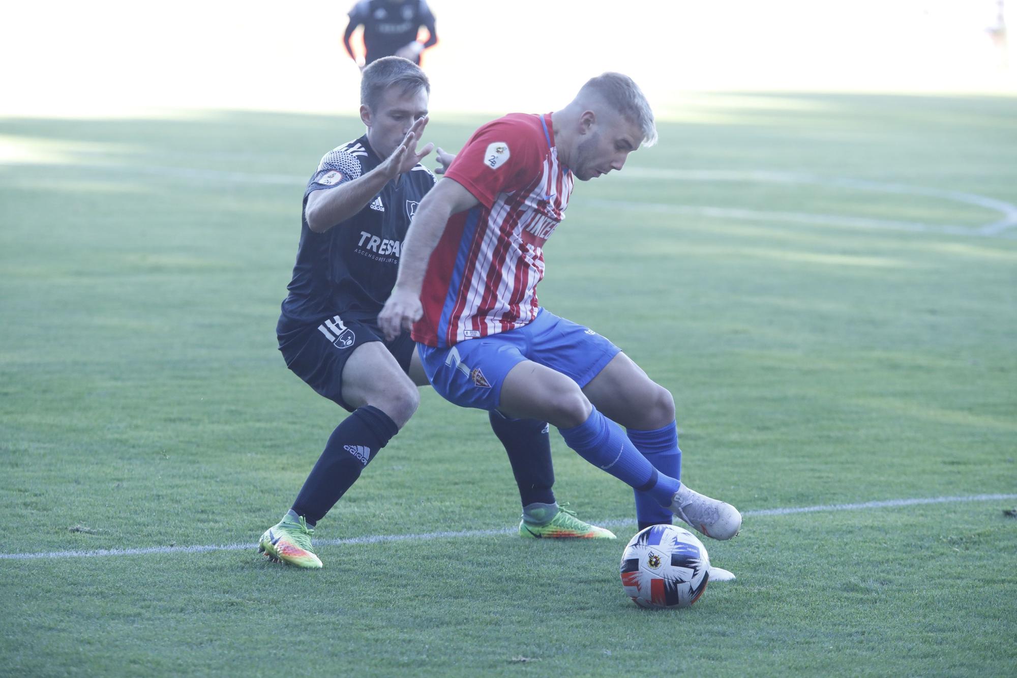 Las mejores imágenes de los partidos del Vetusta, Sporting B y Lealtad