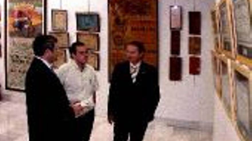 La diputación expone 77 carteles taurinos históricos en Expotoro