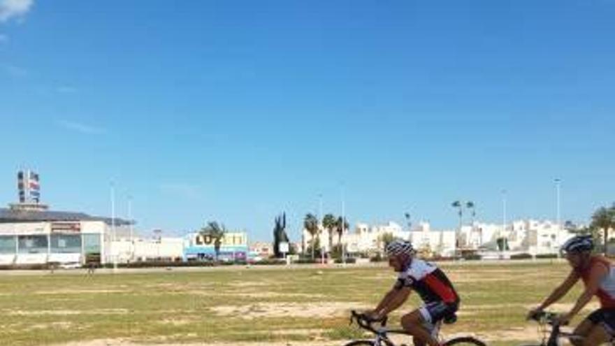 Parcela en la que se construirá el nuevo Colegio Amanecer.