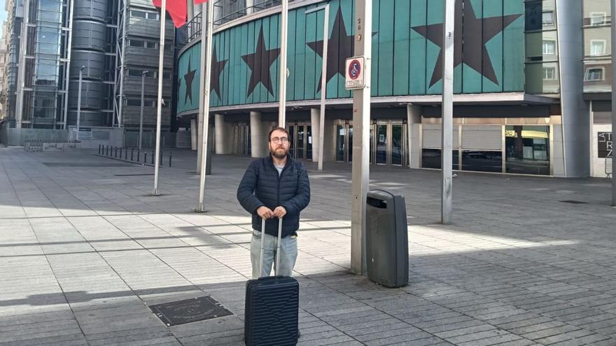Trece horas de espera, un libro y la &quot;fonda&quot; gratis de un zamorano en el Wizink Center