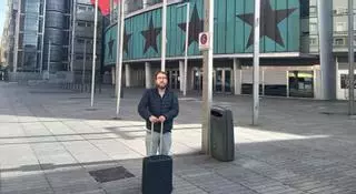 Trece horas de espera, un libro y la "fonda" gratis de un zamorano en el Wizink Center