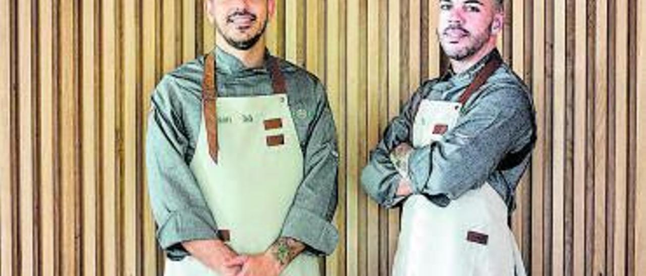 La pareja de chefs Adrián Bosch y Eduardo Domínguez. |