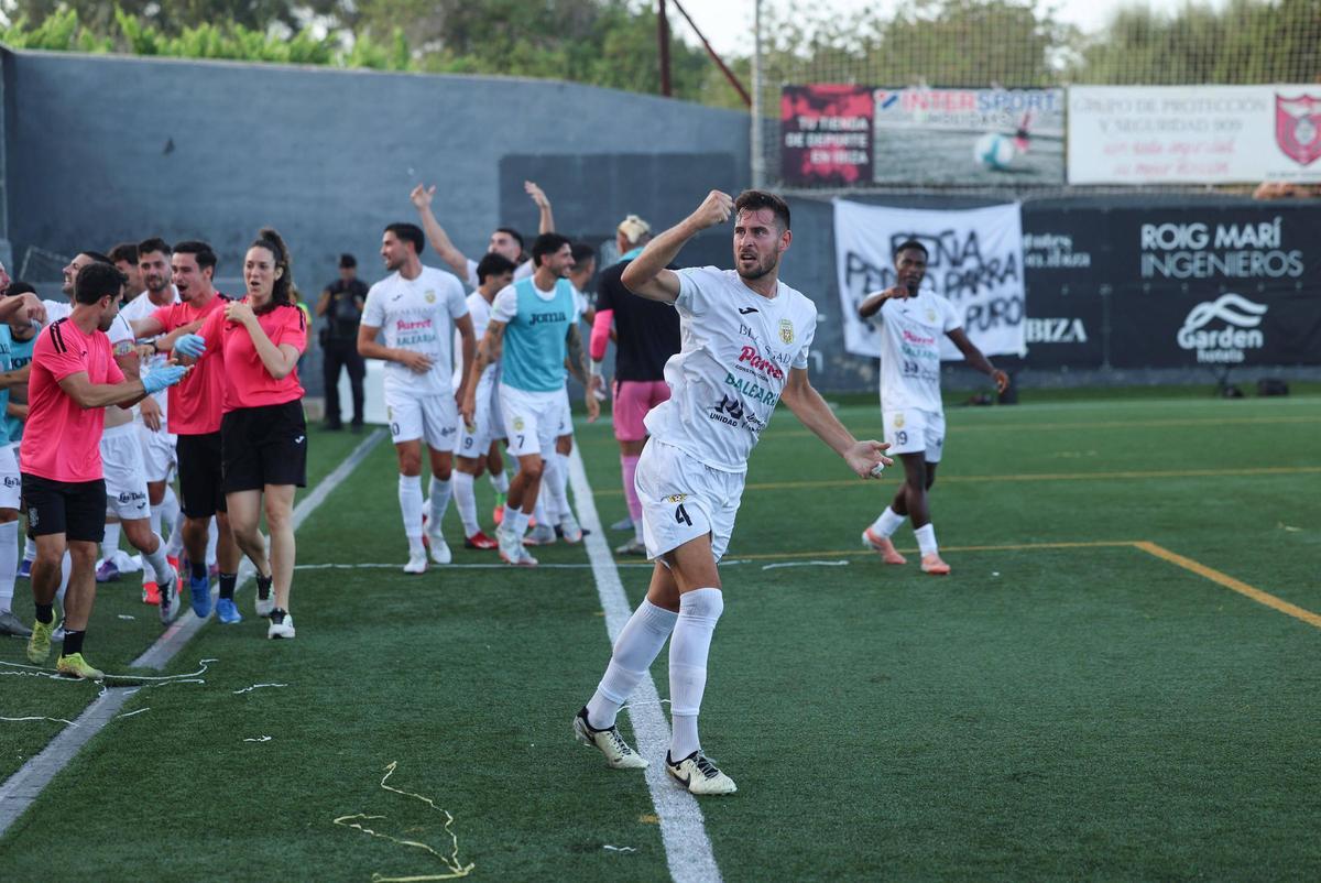 Aquí están las mejores fotos del ascenso de la Peña Deportiva