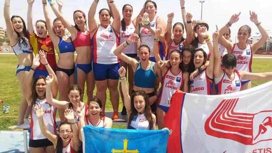 El equipo femenino del Gijón Atletismo busca en Cáceres el ascenso a Primera