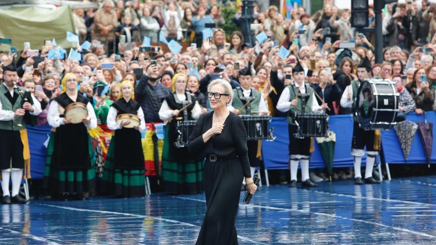 Así fue la impresionante llegada de Meryl Streep al teatro Campoamor