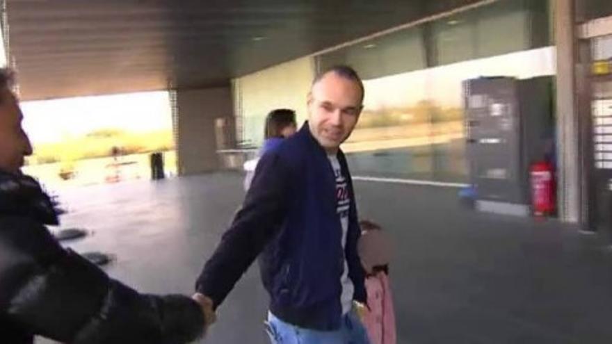 Iniesta se marcha con su mujer y sus hijas de vacaciones