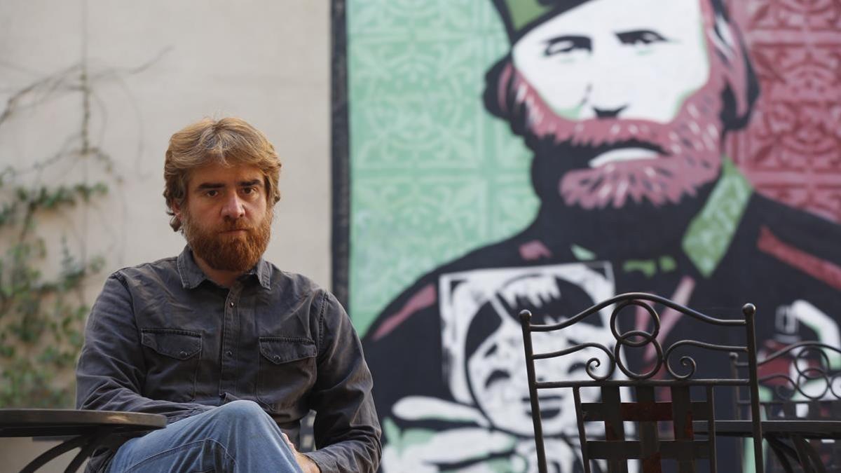 El escritor Paolo Cognetti, en la sede del Instituto Italiano de Cultura.