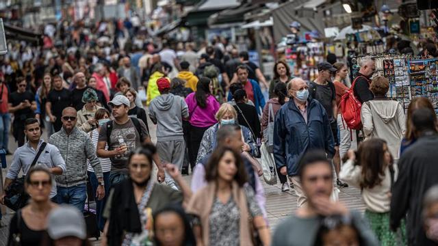Cataluña, Madrid, País Vasco… Un estudio desvela la comunidad autónoma menos querida en España 10 Merca2.es Identidad Regional vs. Nacional