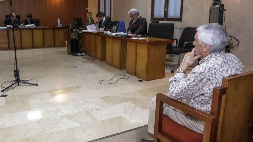 Jaime Fernández Abad, ayer durante el juicio celebrado en la Audiencia Provincial.