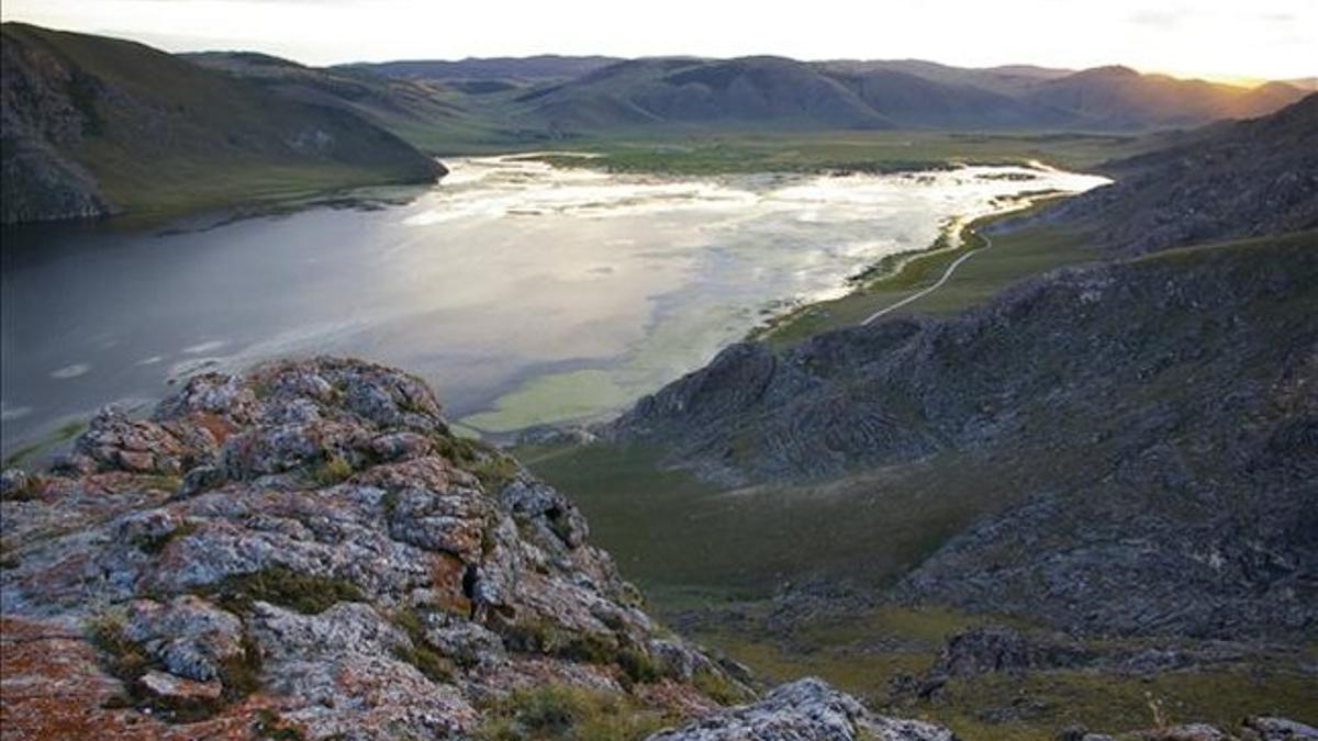 Paisaje del lago Baikal, en el sur de Siberia, en cuyas proximidades aparecieron los fósiles de hace 24.000 años