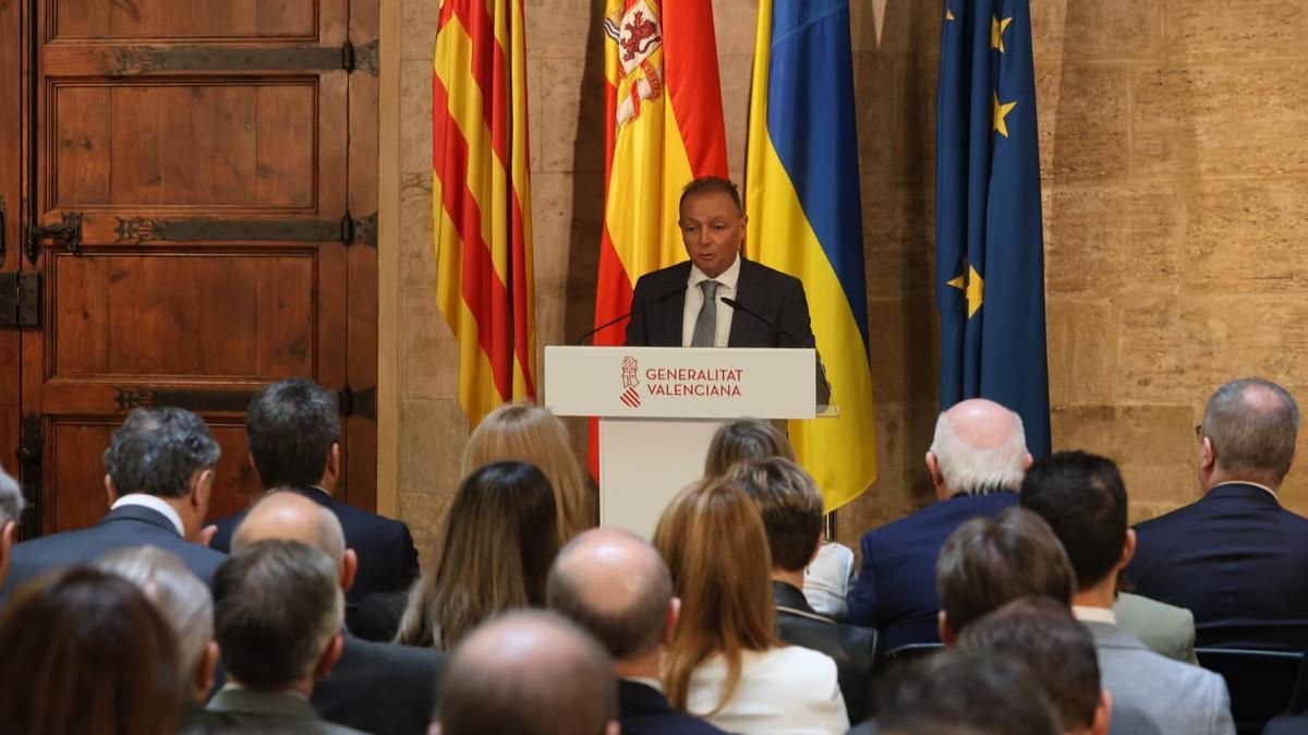 Salvador Navarro, en un momento de su intervención