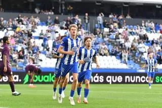 Así fue el primer gol de Asp Jensen con el Deportivo: estreno ante el Porto en Riazor