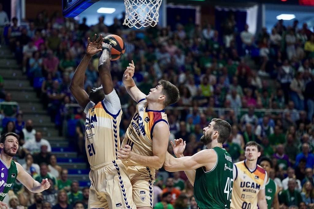 Las imágenes del Unicaja-UCAM Murcia