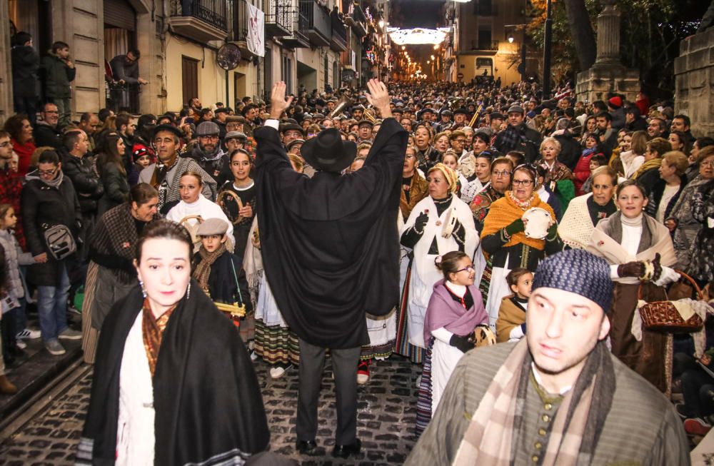 Alcoy recibe al emisario de la ilusión