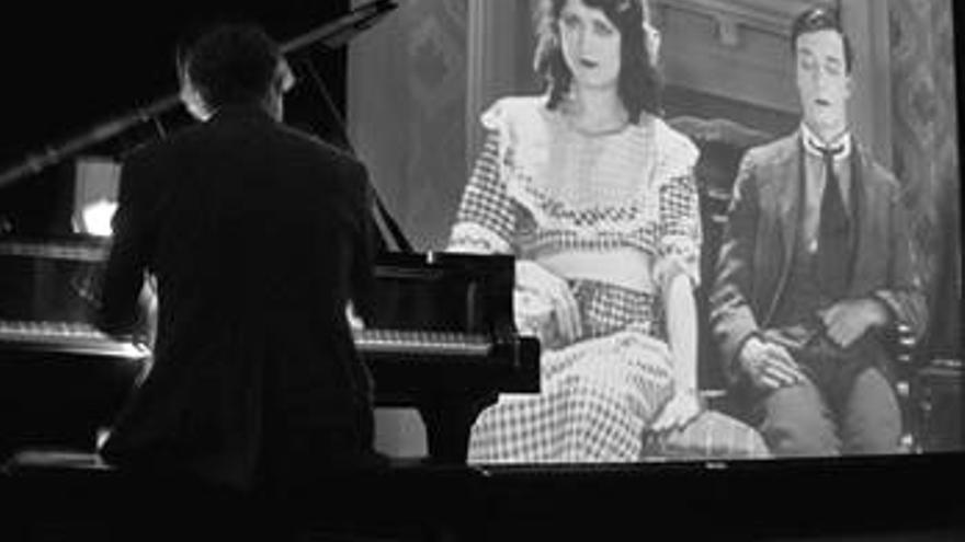 Cine mudo con piano en directo - Película La quimera del oro
