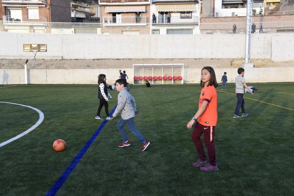 Sant Vicenç mostra el seu nou camp de futbol