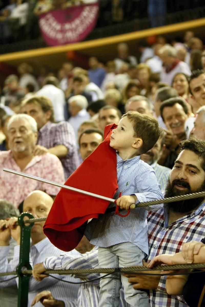 Toros: segundo día de Feria, lunes 12 de octubre de 2015