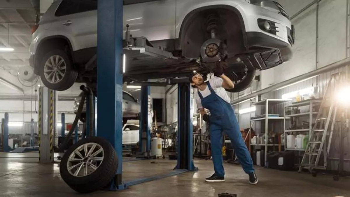 ¿Cuándo hay que cambiar las pastillas y los frenos del coche?