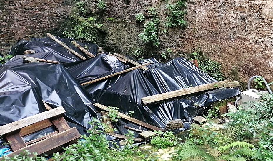 Solar de la Casa Gótica de Betanzos.  | // LOC