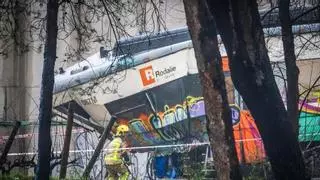 El tren descarrilado en Gelida, la mañana después del accidente
