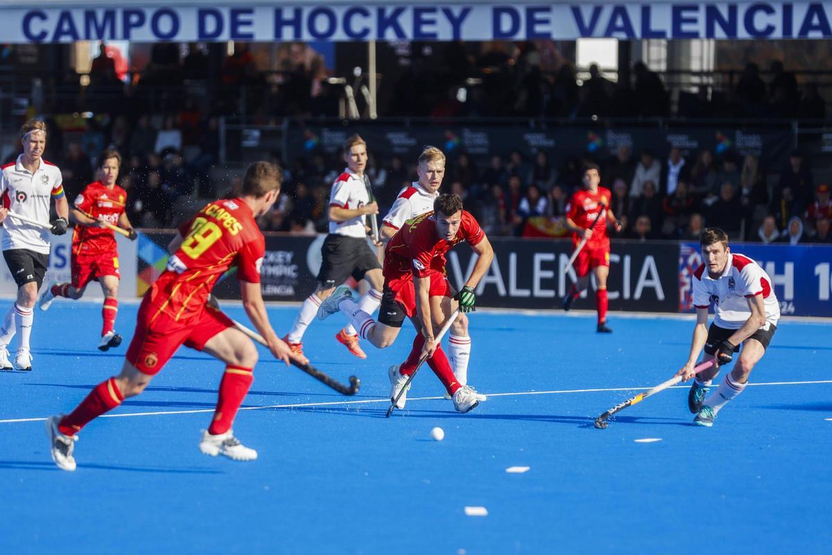 Partido entre España y Austria en el debut del Preolímpico masculino en Valencia