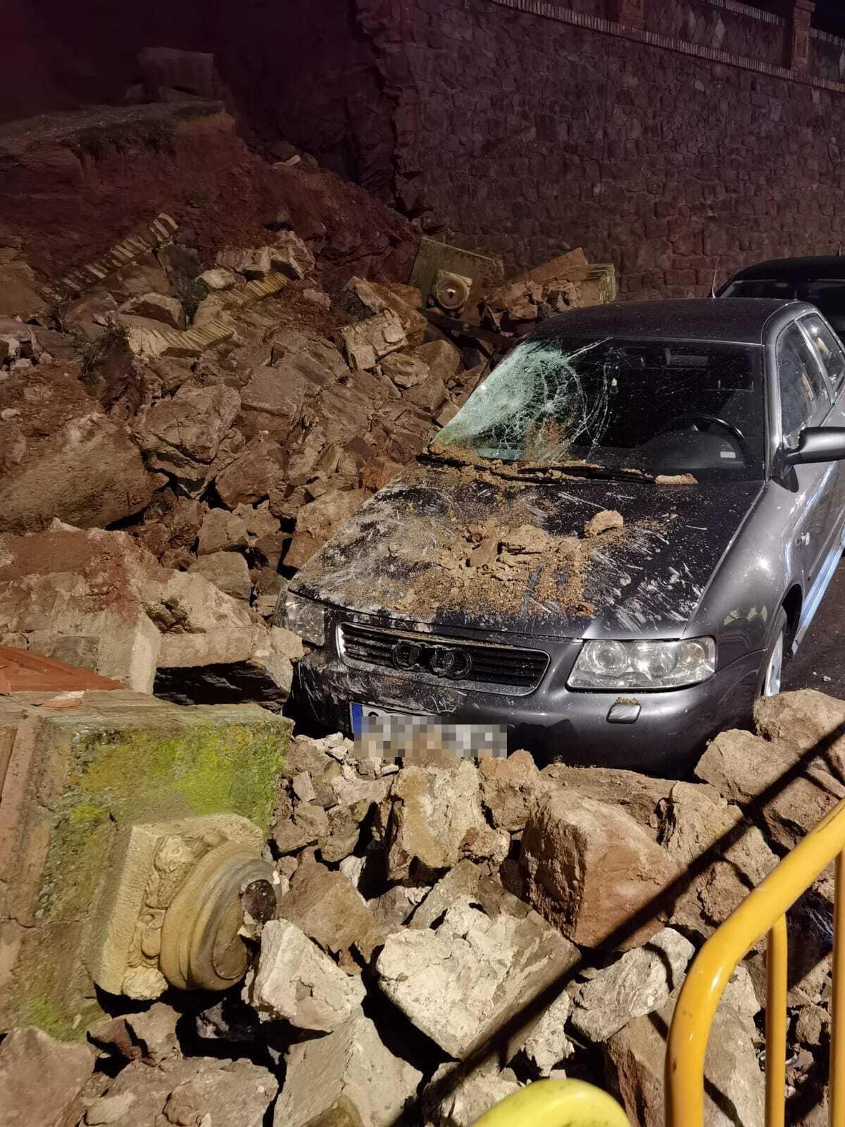 Un dels vehicles que ha quedat visiblement afectat