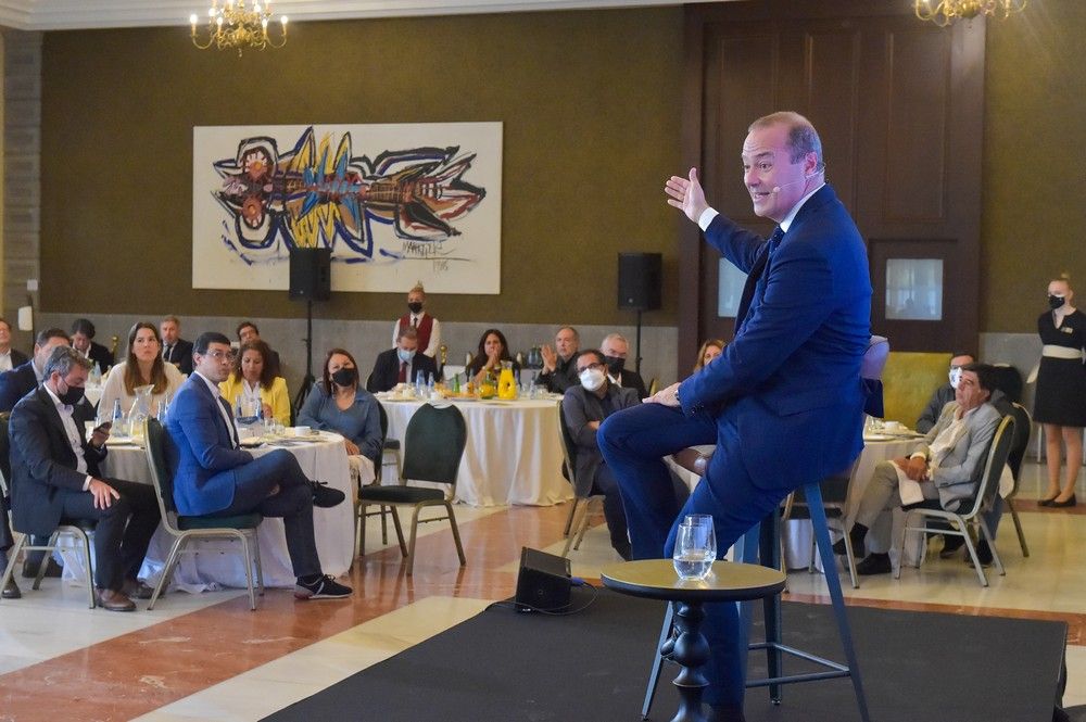 Augusto Hidalgo, en el Foro de Prensa Ibérica en Canarias