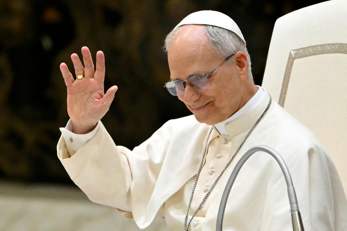El papa León XIV se reúne con los periodistas en El Vaticano