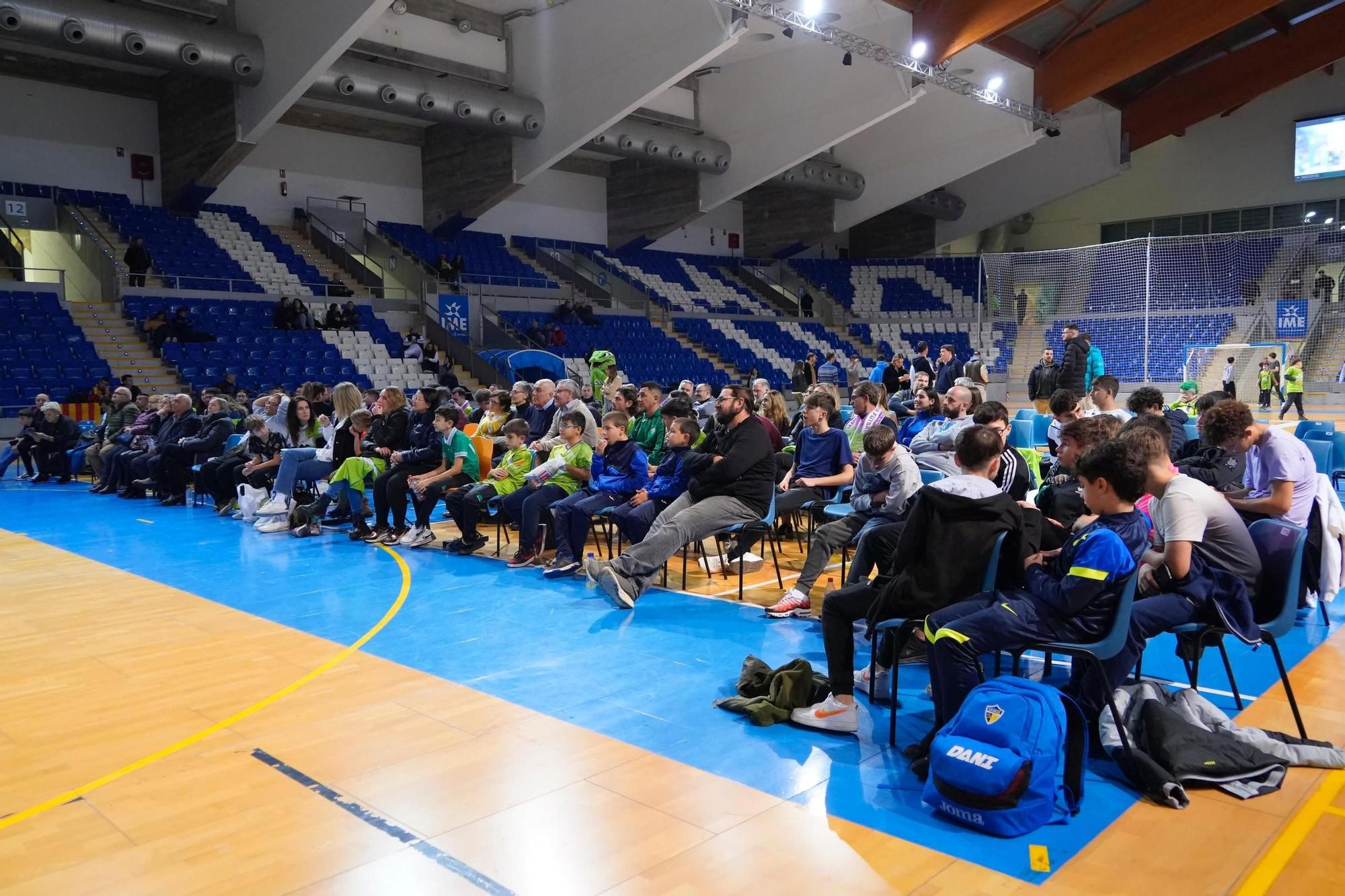 La afición también vivió el triunfo del Palma Futsal en Son Moix