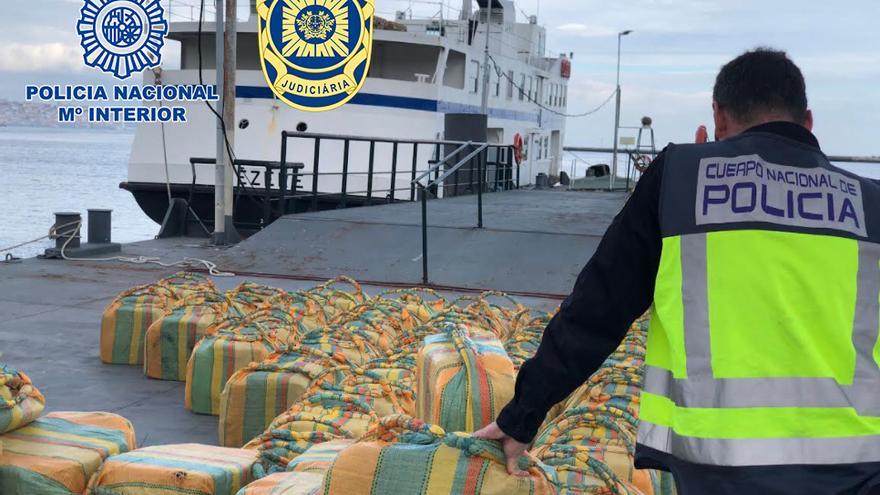 Un “narcopatrón” arousano, detenido cuando intentaba entrar en Ucrania para  comprar un velero - Faro de Vigo