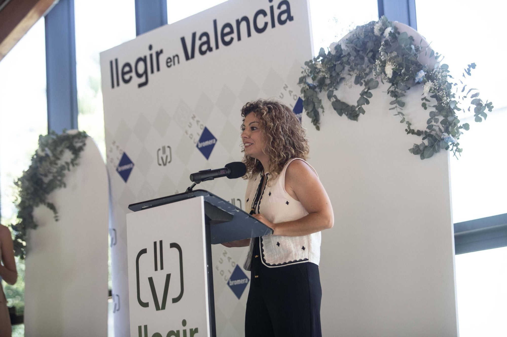 La Fundació Bromera per al Foment de la Lectura presenta la campanya «Llegir en valencià, la memòria de l’aigua» a la Sala Rex d’Alzira