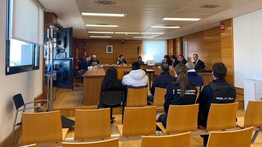 Condenan en Castellón a casi 10 años al principal acusado del caso de los 460 kilos de 'coca' metida en contenedores