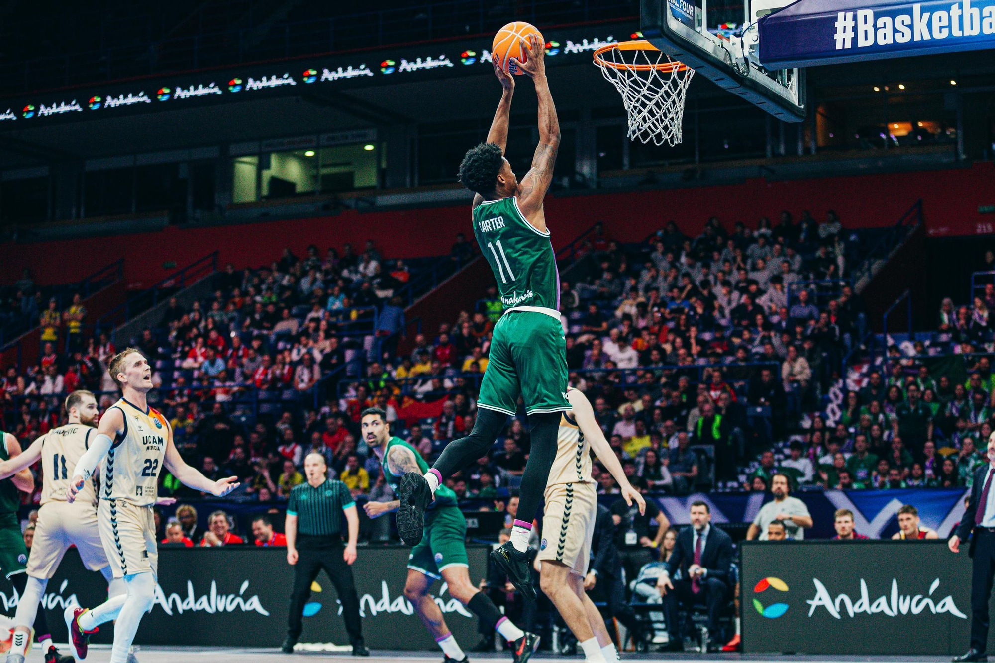 El UCAM Murcia - Unicaja de la Final Four de la BCL, en fotos