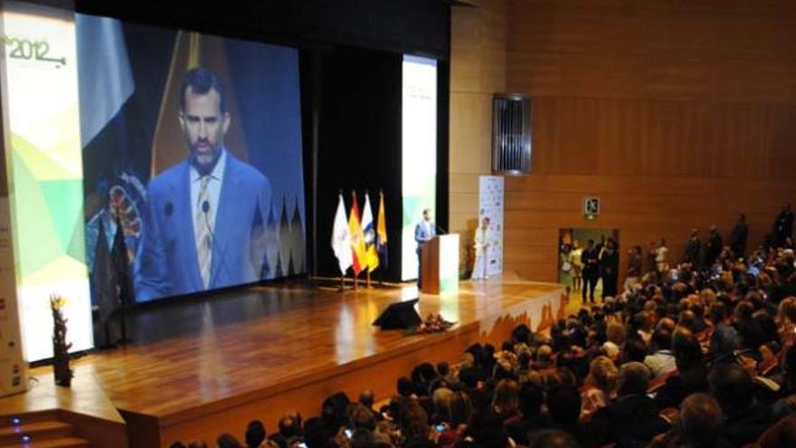 Intervención del Príncipe de Asturias en la inauguración del Día Internacional del Turismo en el centro de congresos Expomeloneras, en Maspalomas . | sánchez prada